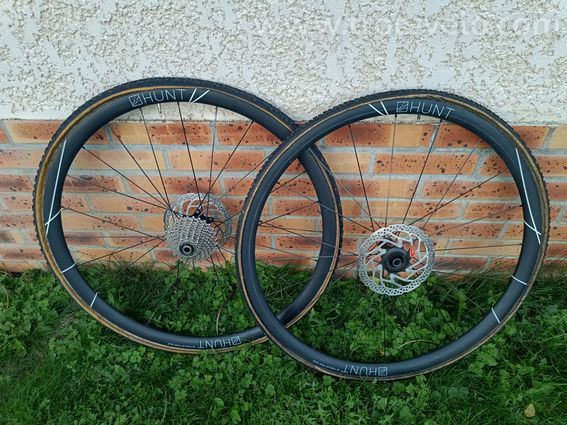 Roues carbones HUNT