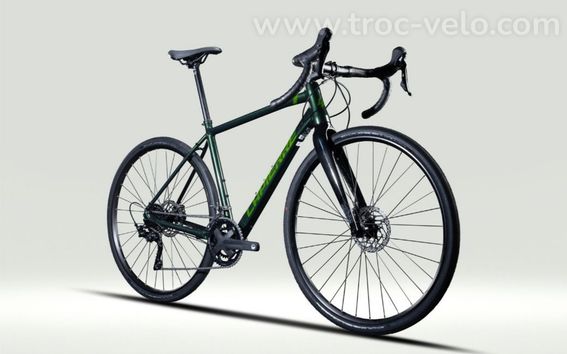 Vélo Gravel LAPIERRE Crosshill 3.0 GRX Taille M - 2026 - 2