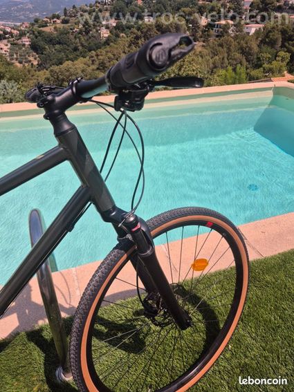 VTC Riverside 920 Decathlon. - 2