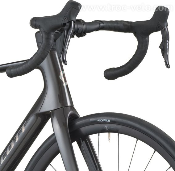 Velo De Route Scott Addict 40 Shimano 105 Di2 12v 700 Mm Noir 2026 T M 170 178   Velo D Exposition - 5