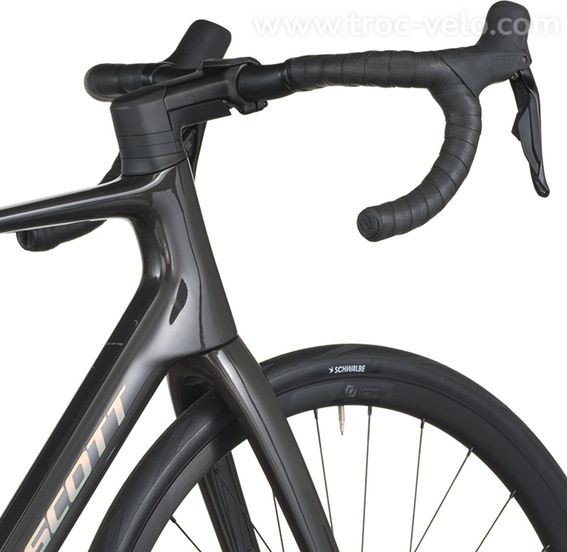 Velo De Route Scott Addict 40 Shimano 105 Di2 12v 700 Mm Noir 2026 T M 170 178   Velo D Exposition - 7