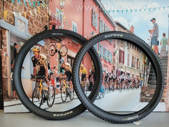 Paire de pneus de VTT Supero Edge