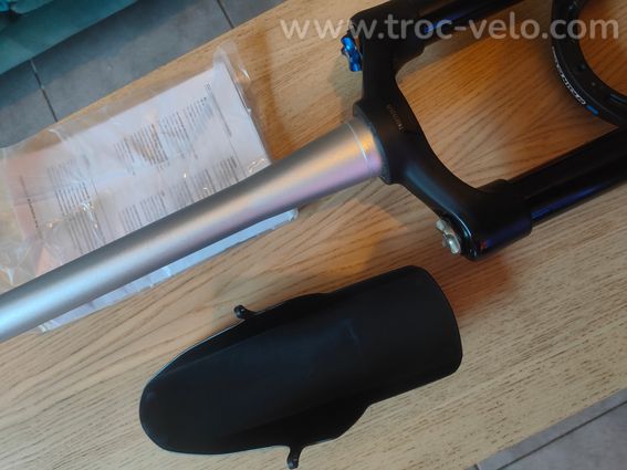 Fourche suntour aion 35 neuve - 7