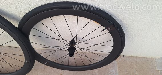 Vend roue Reserve 40|44  neuve  - 3
