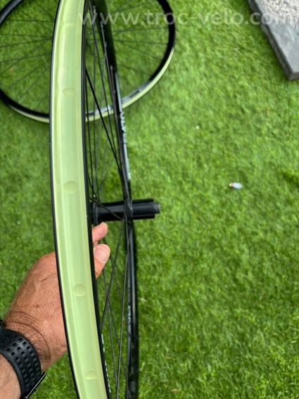 Paire de roues - 2
