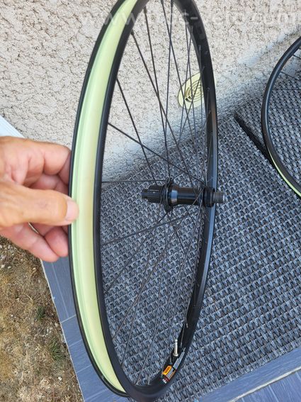 Roues VTT 29 pouces etat neuf - 3