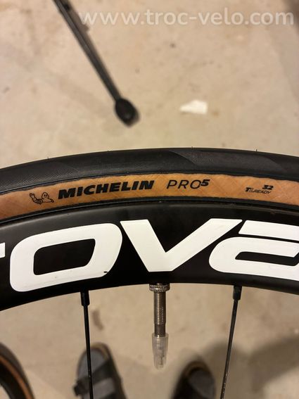 Paire de roue cabine c38 - 4