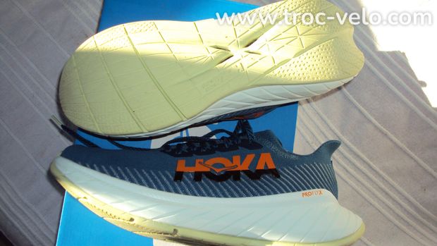 hoka carbon X3  - 2