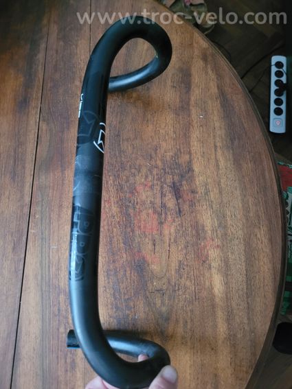 PRO cintre Vibe en Carbone
