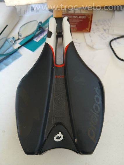 Selle prologo t-gale pas noir