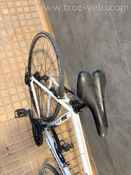 Vélo de route en l’état  - 4
