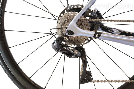 Produit Reconditionne    Basso Diamante Disc Di2 11v    Gris   Velo De Route   Tres Bon Etat - 3