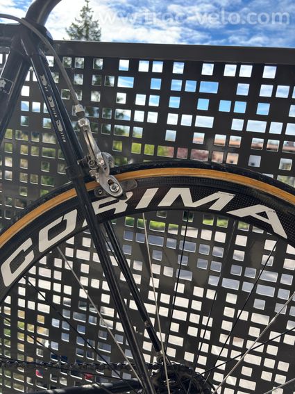 Vélo full carbone look kg181