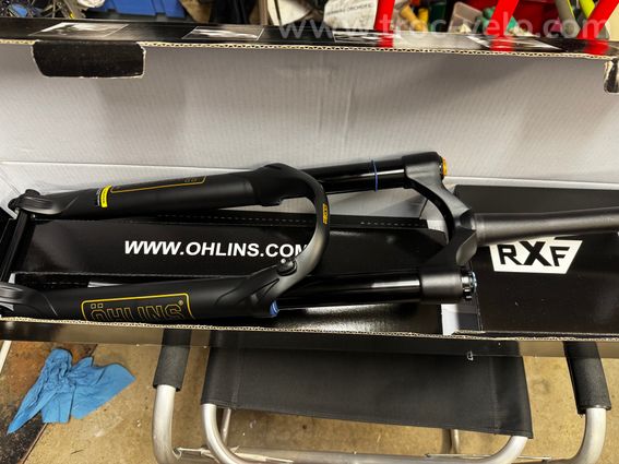 Fourche Ohlins RXF36