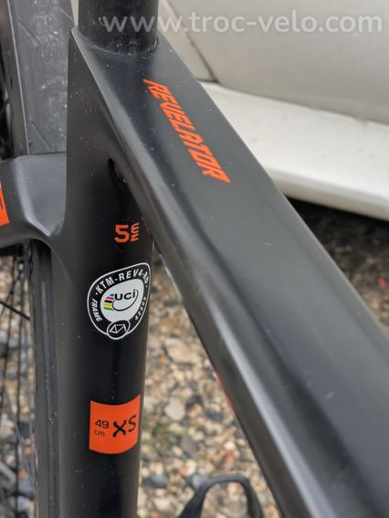 KTM Revelator Lisse Duraace Di2 12V - 9