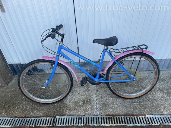 Vélo B'Twin décathlon 24 pouces - 2