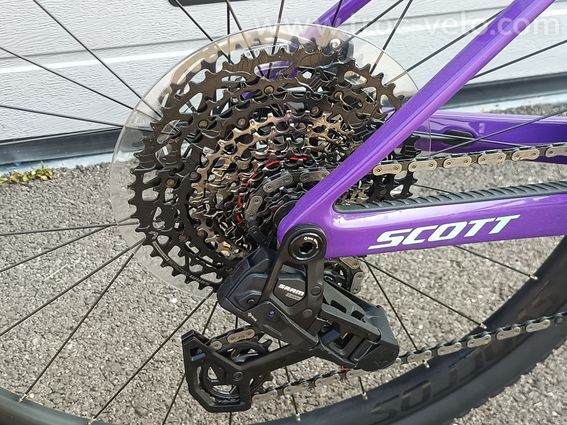 Scott gr 10 2026 carbone - 15