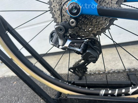 OPEN UP Taille M inclus 2 paires roues, 1 route en 700cc &1 Gravel en 27.5 - 4