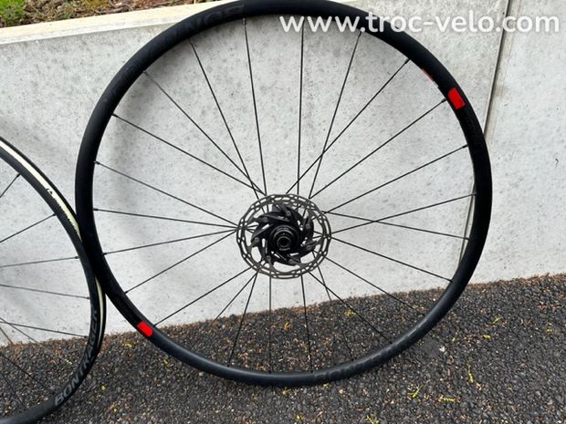 Roues Bontrager Paradigm Elite TLR sram XDR - 3