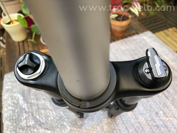 Fourche VTT Suntour Raidon 32 RLR 29" 100 mm BOOST - neuve - 3