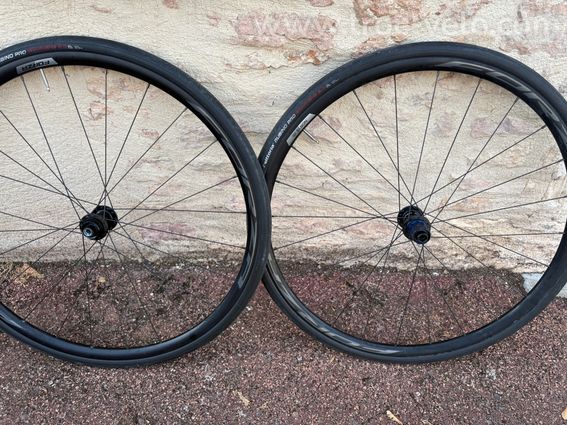 Roue vélo route ou gravel