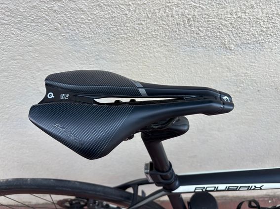 Specialized Roubaix SL4 Pro Disc Race + Garmin Edge 530 - 8