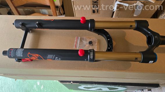 FOX 36 Factory 27.5 Grip2 160 neuve - 5