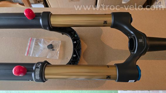 FOX 36 Factory 27.5 Grip2 160 neuve - 6