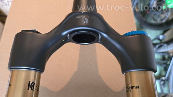 FOX 36 Factory 27.5 Grip2 160 neuve - 7