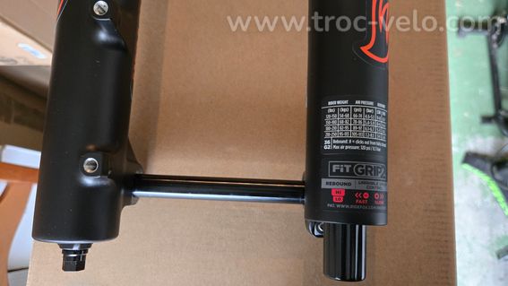 FOX 36 Factory 27.5 Grip2 160 neuve - 8