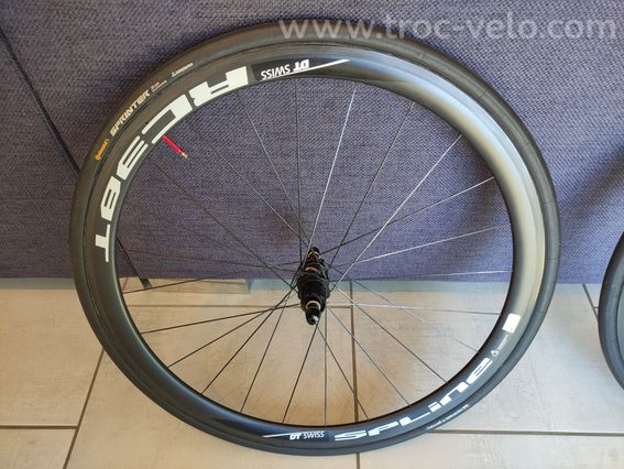 Roues carbone DT RC38T à boyaux pour freinage patins - 3