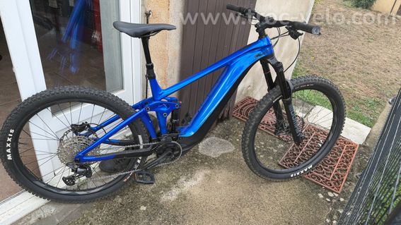 Giant reign 3+