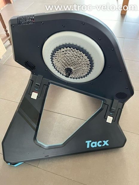 Home trainer Tacx NEO 2T Smart - État Neuf - 2