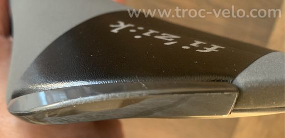 Selle Fizi:k aliante R3 - 4