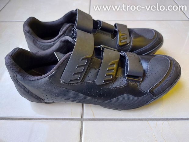 CHAUSSURE VTT GIANT FLUX 44 - NEUF - 2