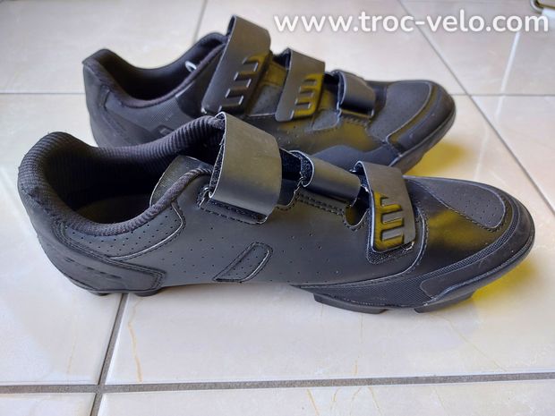 CHAUSSURE VTT GIANT FLUX 44 - NEUF - 5