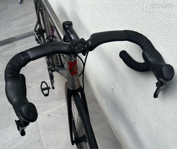 Vélo titane Lynskey R300 - 2