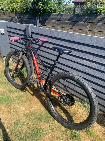 Mountainbike avec selle télescopique Specialized - 6
