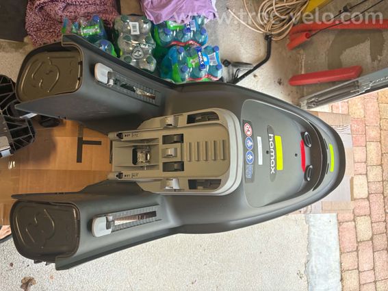 Porte bébé vélo HAMAX Zenith fixation sur portes bagages - 11