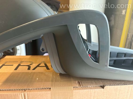 Porte bébé vélo HAMAX Zenith fixation sur portes bagages - 13