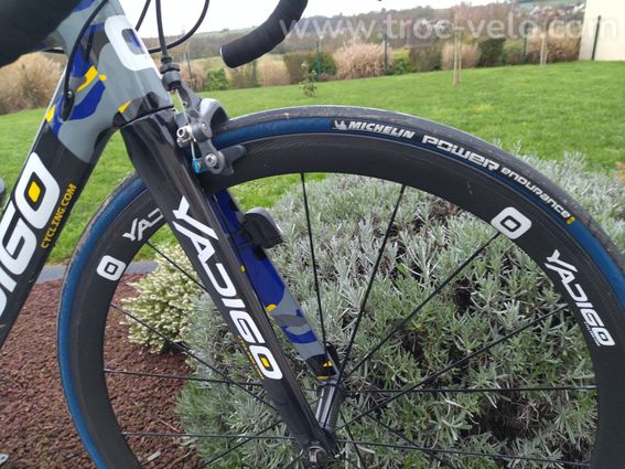 vélo de course tout carbone cause santé - 3
