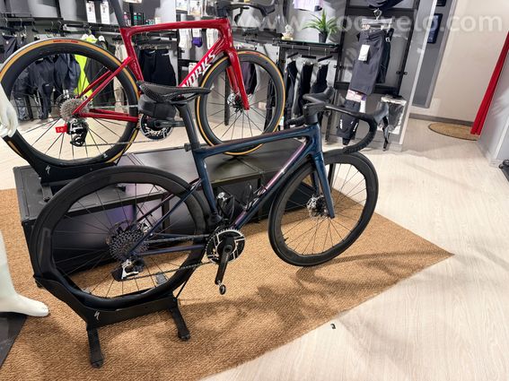 Sworks 2025 SRAM Red Axs  - 3