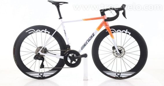 Produit Reconditionne Mendiz F8 Sl Di2 12v Blanc Velo De Route Tres Bon Etat