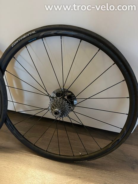 Paire de Roues SHIMANO RS171 totalement montée - 3