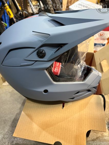 Casque Bell intégral mips 10  - 3