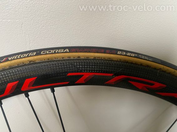 Roues boyaux campagnolo bora ultra a patins  - 2