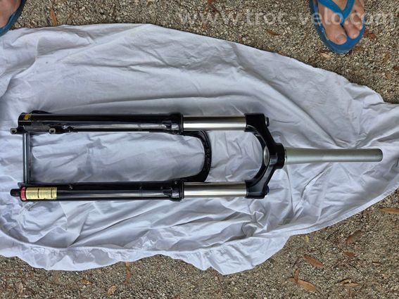 Fourche Suntour XCR 34 - 2