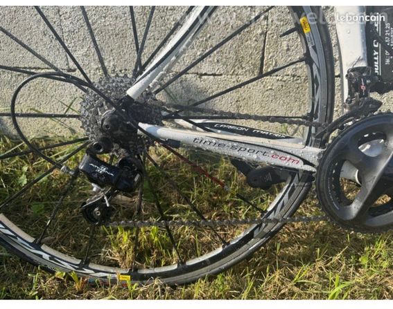 Velo route tome fluidity carbone t54 shimano ultegra mavic ksyrium - 4