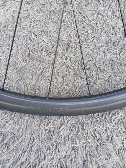 Roue carbone gravel - 4