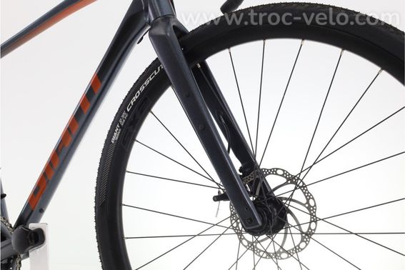 Produit Reconditionne    Giant Revolt Advanced 2   Velo De Gravel   Tres Bon Etat - 5